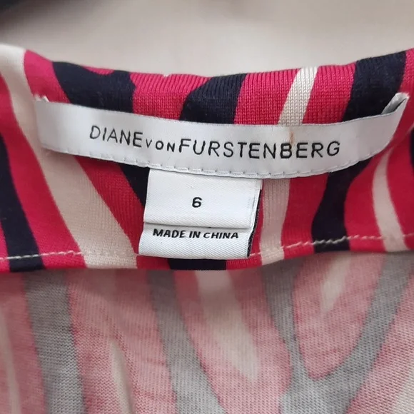 Diane Von Furstenberg Silk Shina faux wrap Herringbone dress - Picture 6 of 12